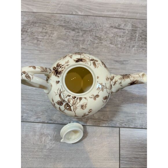 Brown Toile Collection Fine Porcelain Teapot Sugar Bowl and Creamer 3pc - Picture 3 of 14